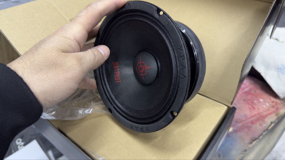 Продам колонки URAL MOLNIYA 300RMS по 75$