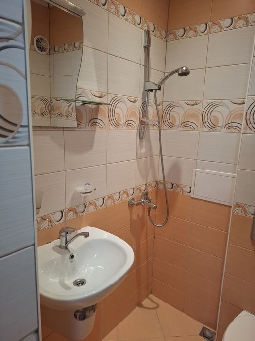 Дава се под наем Тристаен апартамент в Казанлък - 62 кв.м за 153 € - Снимка #4