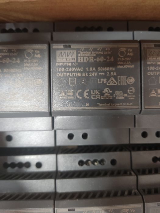 Блок питания  HDR60-24