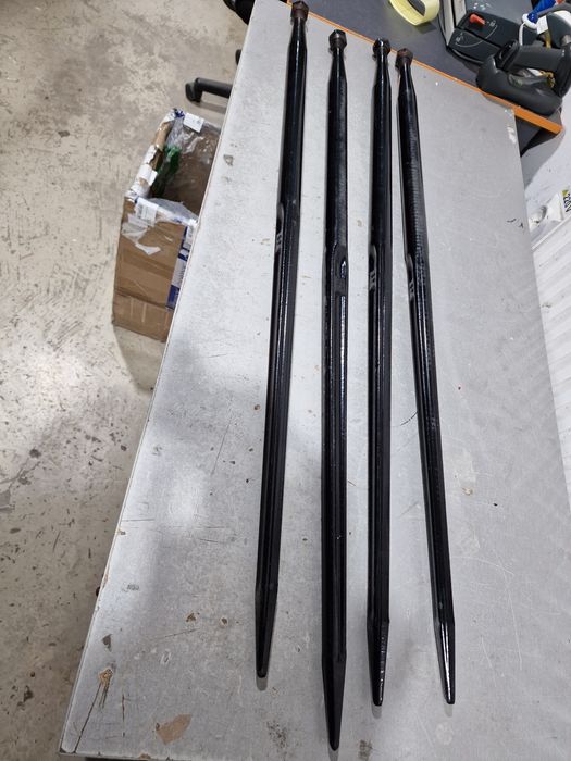 Tepuse dinti furca baloti gunoi Lungime: 1100 mm import Olanda 
Diamet