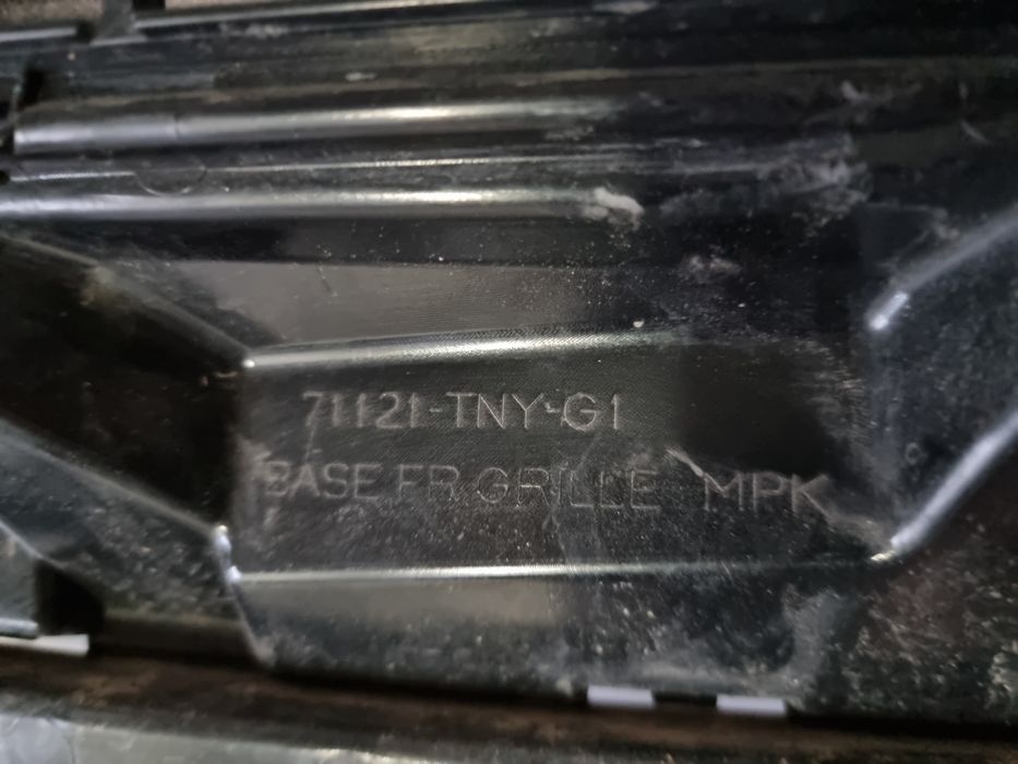 Grila radiator Honda CR-V CRV dupa 2019 cod 71121-TNY-G1