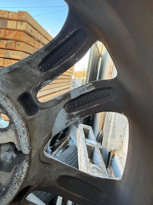 Джанти с гуми 17’ за Мерцедес