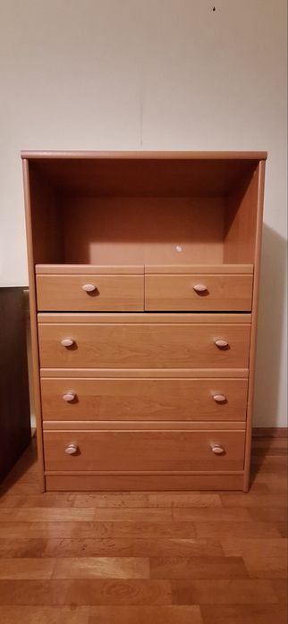 Продавам спалня с матрак, гардероби и скрин, изгодно, почти нови