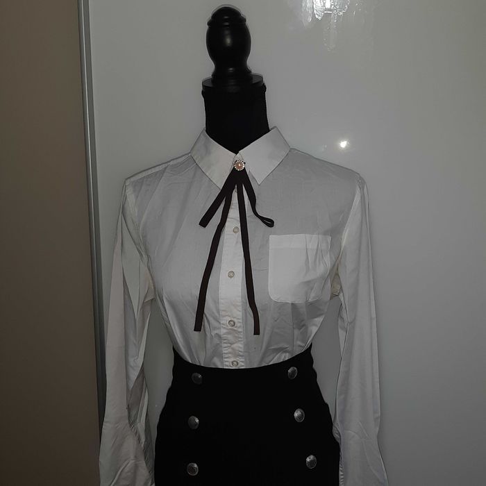 Brosa subtire cu bijuterie - fundă pentru gât guler office