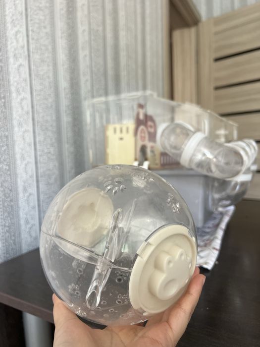 Продам клетку для хомяка