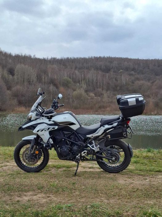 Motocicleta adventure Benelli TRK502X