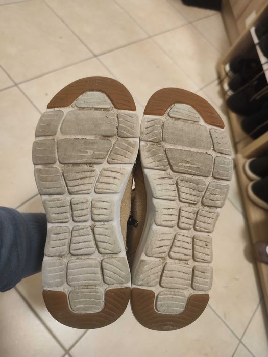 Боти Clarks и Skechers