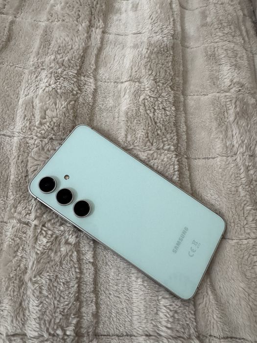Samsung S24 FE
