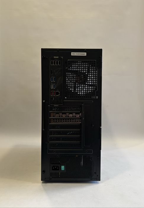 Геймърски Компютър AMD Ryzen 5 5600X, Nvidia RTX 3070 8GB, 32GB Ram