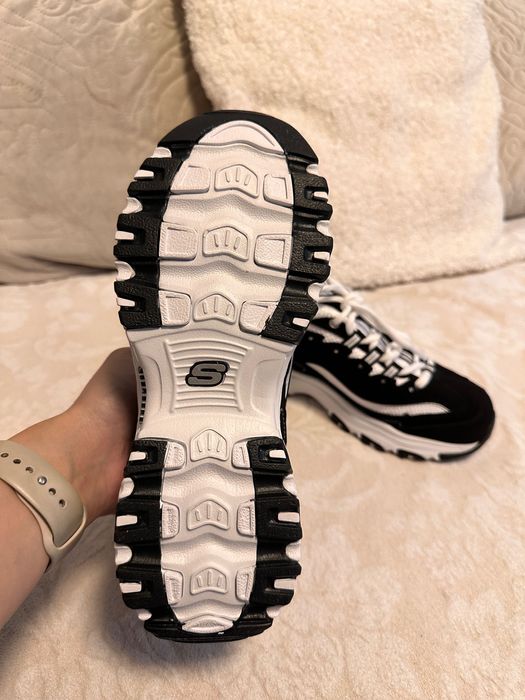 Чисто нови дамски Skechers