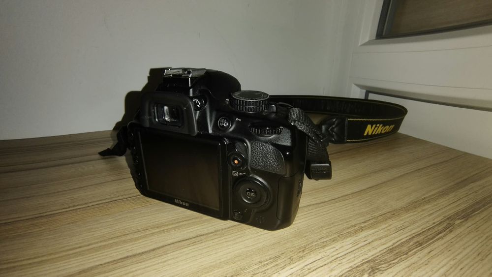 Nikon D3100 Body – Doar 10.300 cadre! Stare excelentă / Ca nou