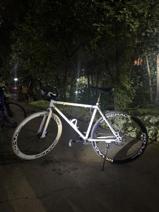 продаю шоссейный велосипед/синглспид