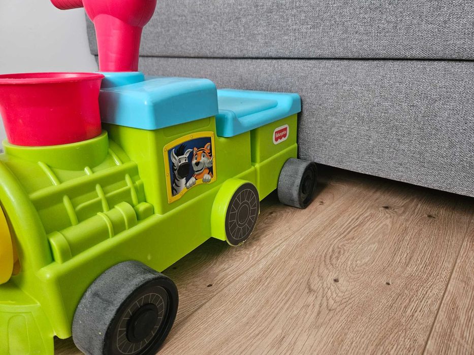Fisher-price влакче за каране и бутане
