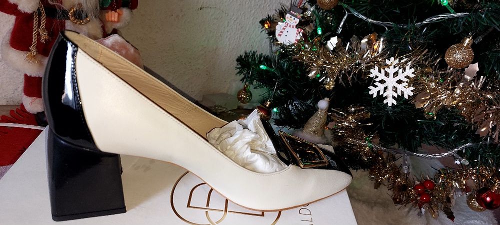 Официални обувки на ток 41