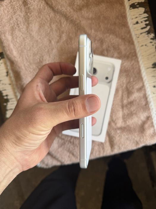 iphone 17 pro max pamit 256g yomkost 97% holati oqip tel qlila karopka