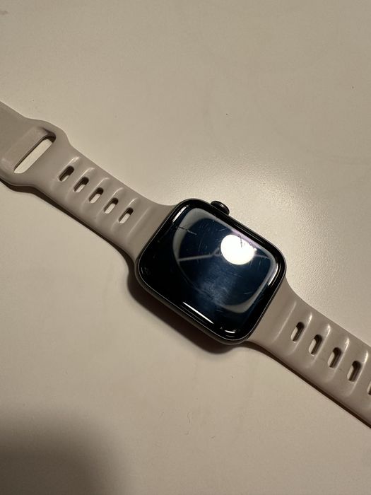Apple watch SE 44мм