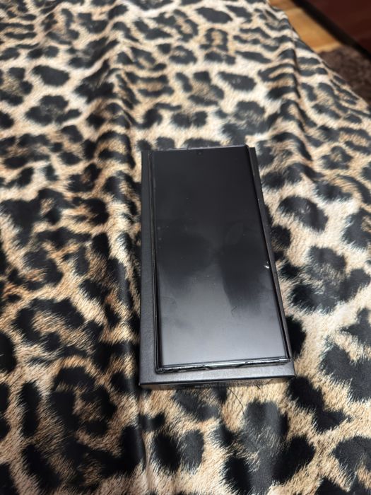 Vând Samsung S23 ultra