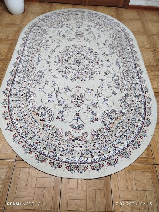 Овальный ковер 150*230