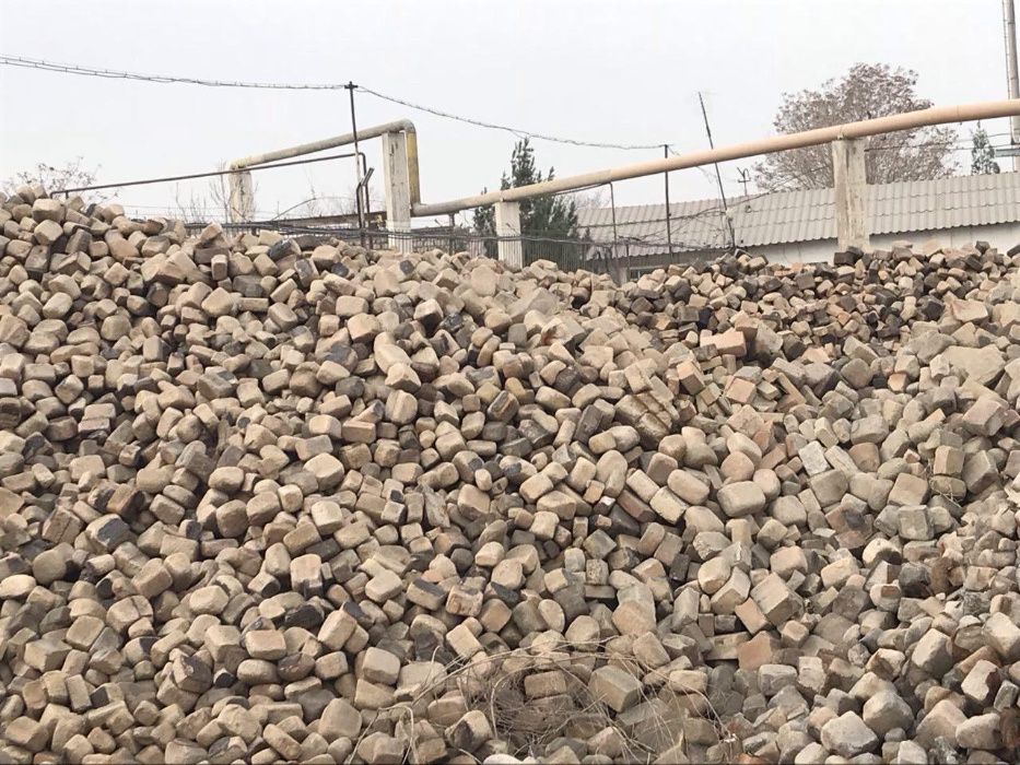 Продаю Магнезит содержания 91% и Шамот содержания 27% алюминия