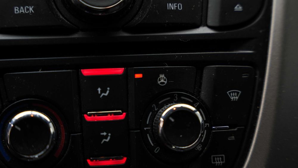 Opel Astra J 1.4 benzina