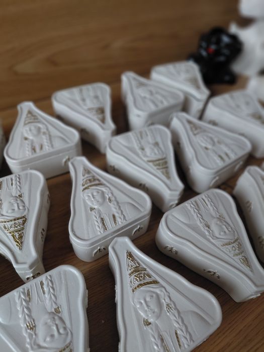 Тойбастар бонбаньерки