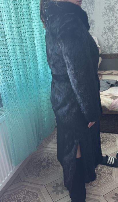 Продам норковую шубу