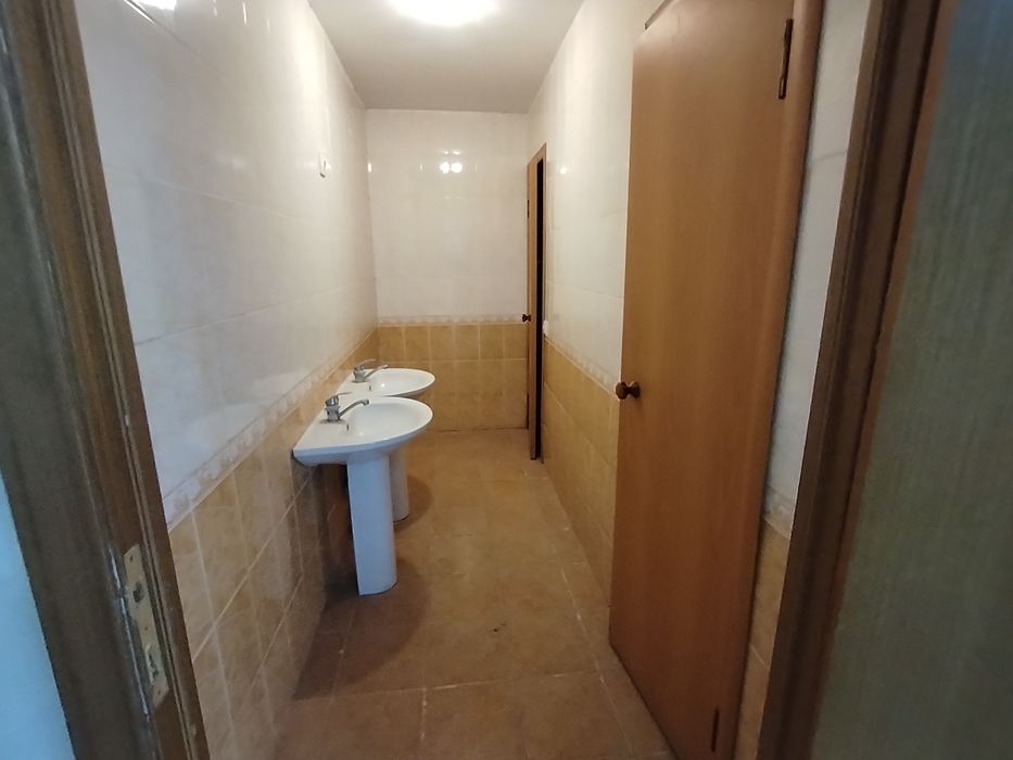 Сдам в аренду цоколь 412 кв.м.