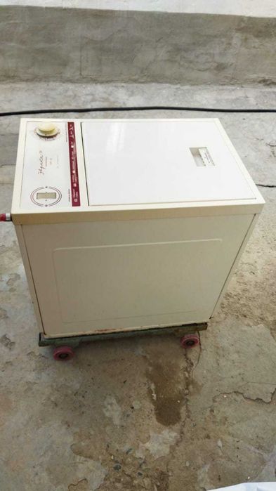 Стиральная машинка полуавтомат Эврика 91