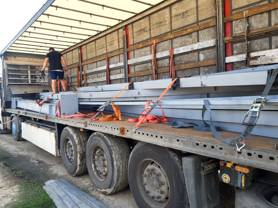 Vindem producem hale confectii metalice pret de producator