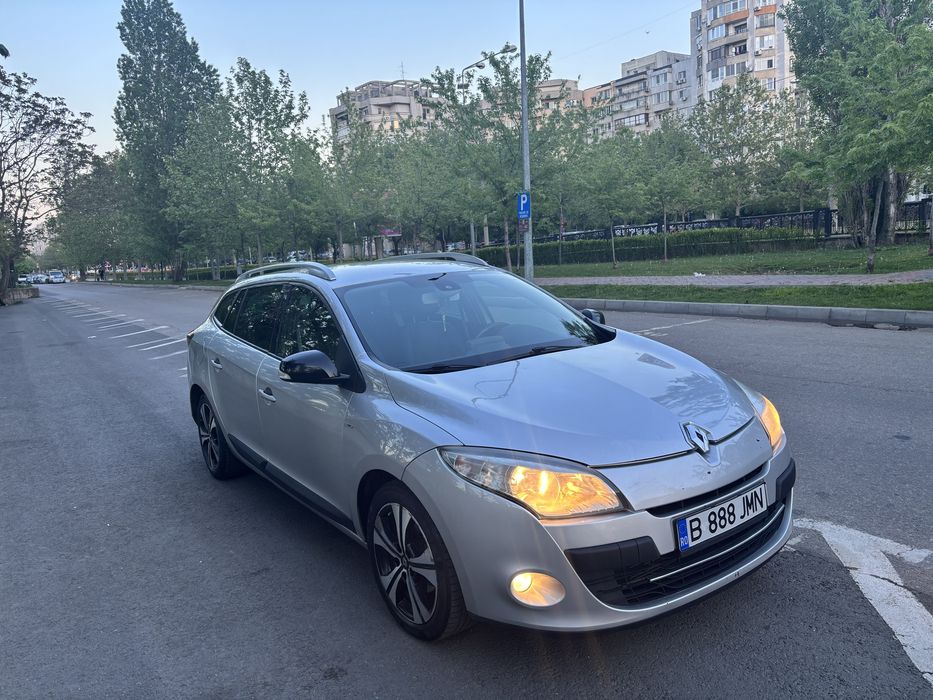 RENAULT Megane 2011