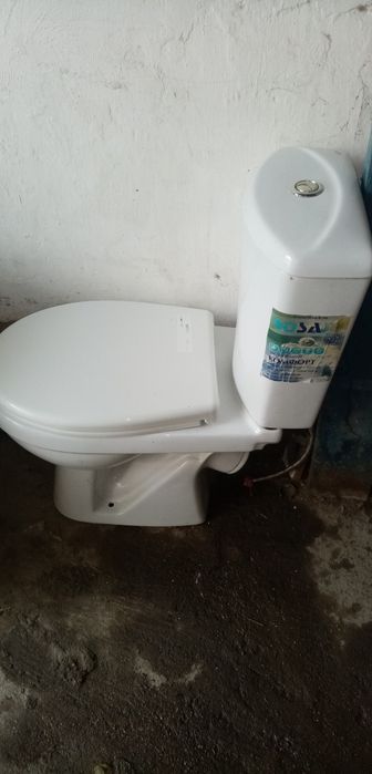 Продаю унитаз отличном