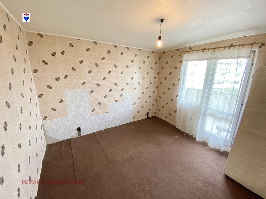 Продава се Двустаен апартамент в Русе, Дружба 3 - 81 кв.м за 826 €/кв.м - Снимка #1