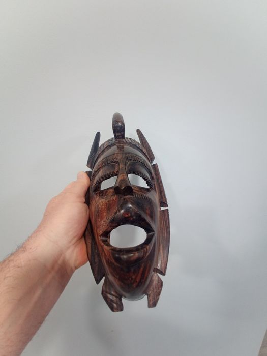 Автентична стенна маска от масивен абанос - 30 см, ръчна изработка