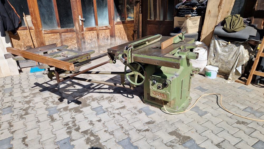 Vând mașină de tanplarie universala circular , freză și sistem de găurit