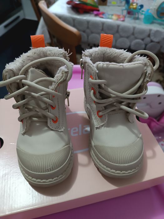 Ghetuțe fetiță Nr 22