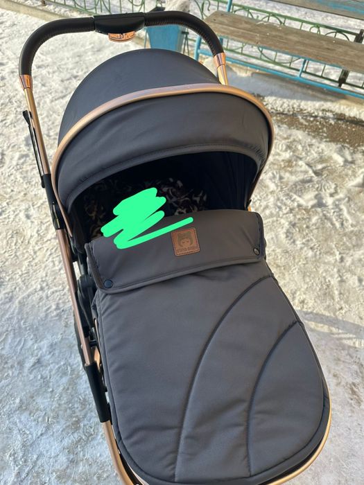 Продам детскую коляску