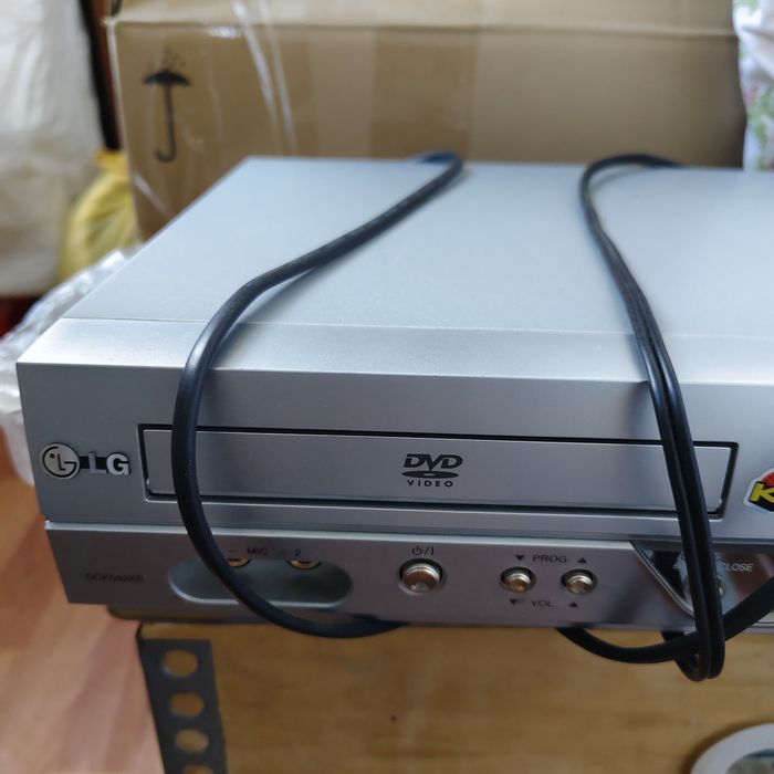 Продам DVD проигрыватель