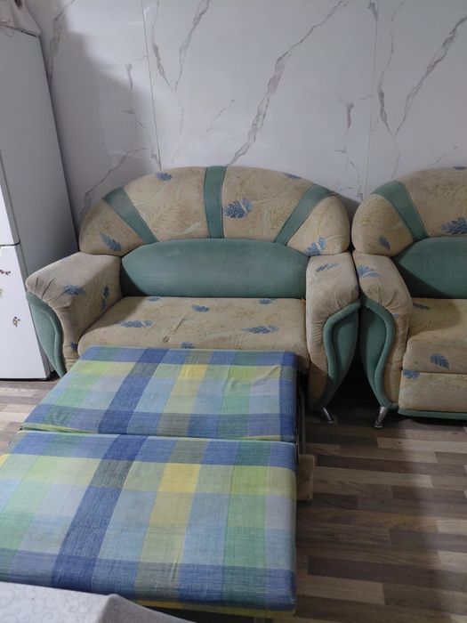 Продам мини двиван с креслом