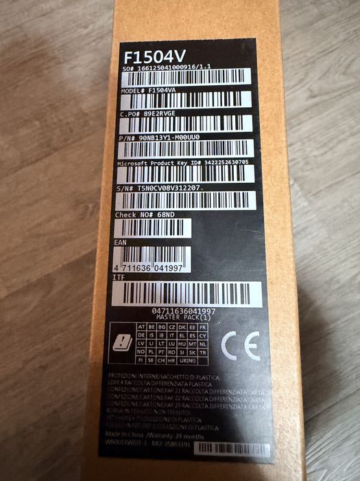 Asus Vivobook F1504V