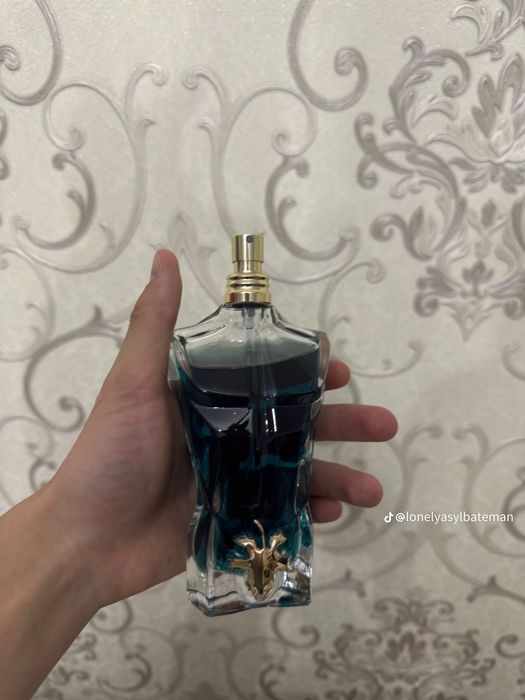 Продаю духи оригинальные