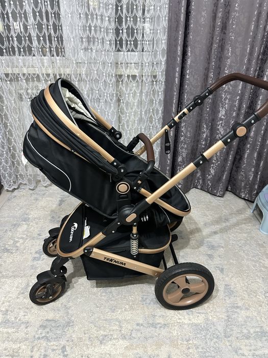 детская коляска.