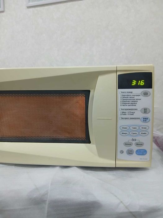 Продам микроволновую печь-гриль