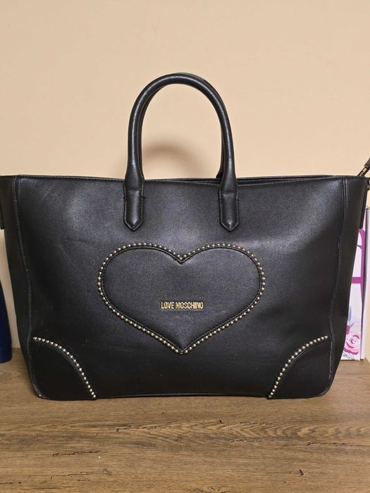 Love Moschino оригинална дамска чанта