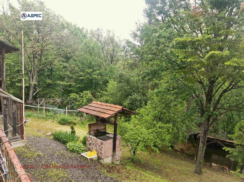 Къща в Ловеч, област-гр.Троян площ 103 цена 43971