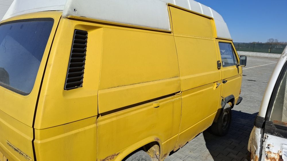 Vand far,grila,usi T3