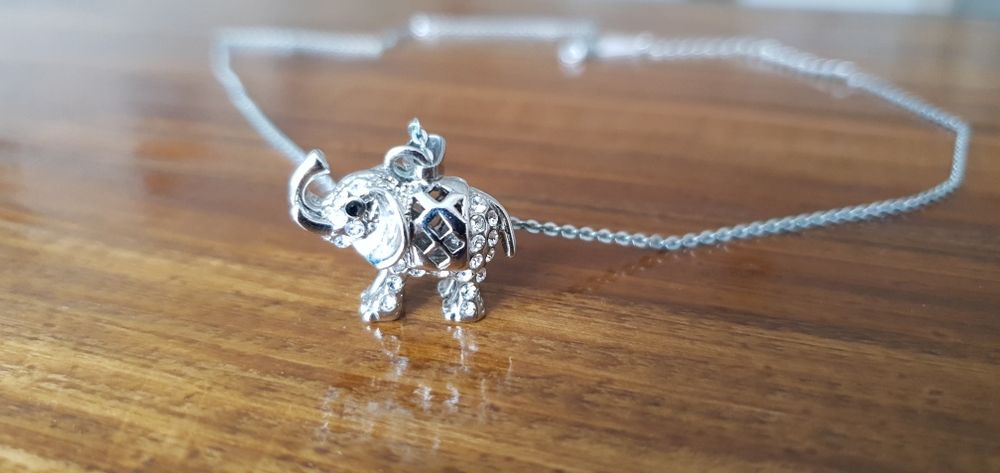 Нежно Дамско колие