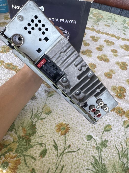 Vand casetofon pioneer mvh-150ui