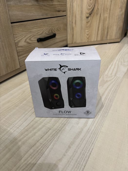Тонколони White Shark FLOW stereo