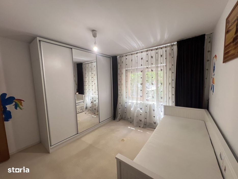 Apartament 3 camere, decomandate, Nord