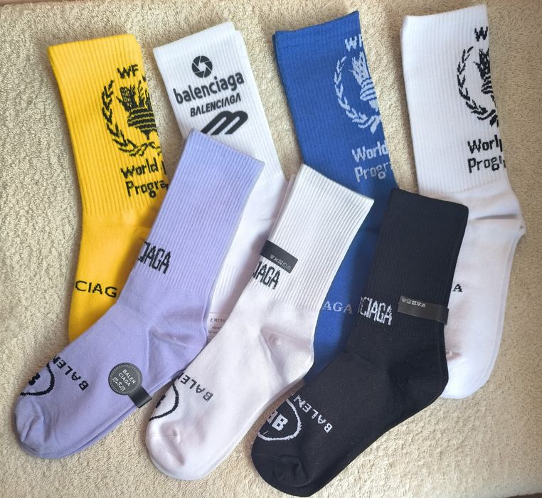 Дамски чорапи различни цветове